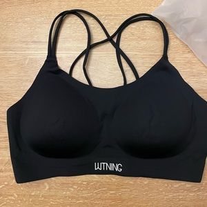 Sports bra